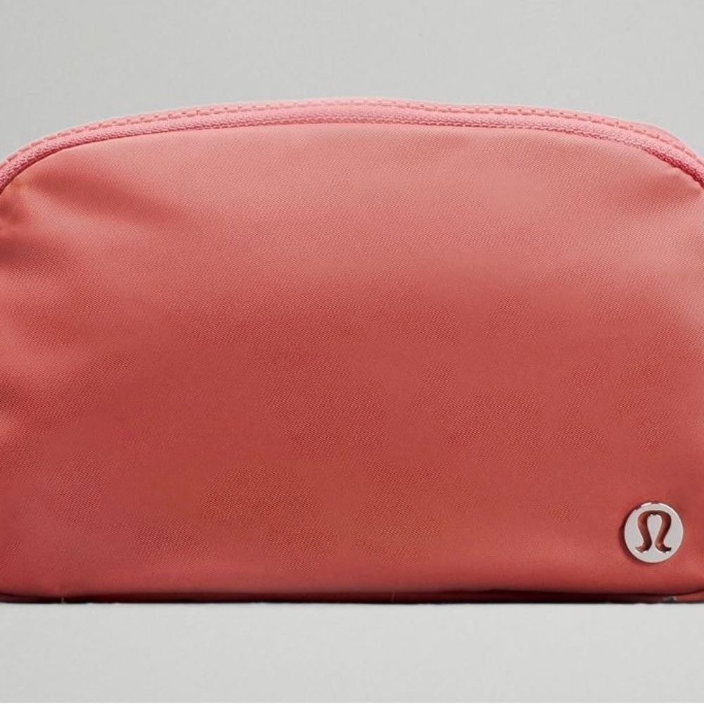 NWT Lululemon Brier Rose Everywhere Belt Bag